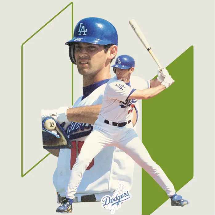 Shawn Green at bat in his Los Angeles Dodgers uniform