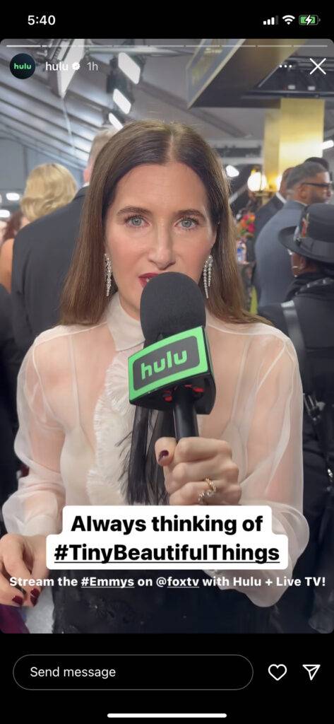 entertainment social media awards with actress Kathryn Hahn on red carpet with Hulu.